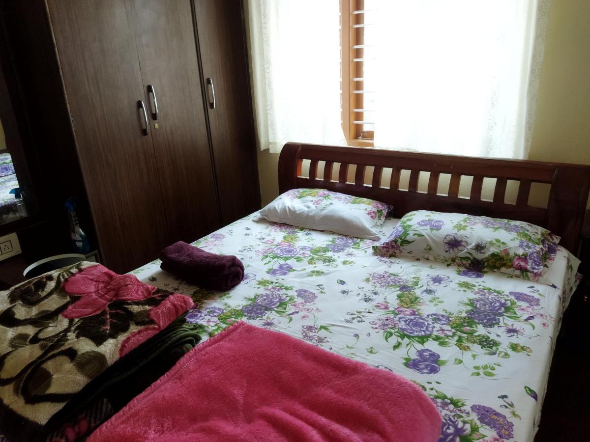Hidden Gem Home Stay Мадікері Екстер'єр фото