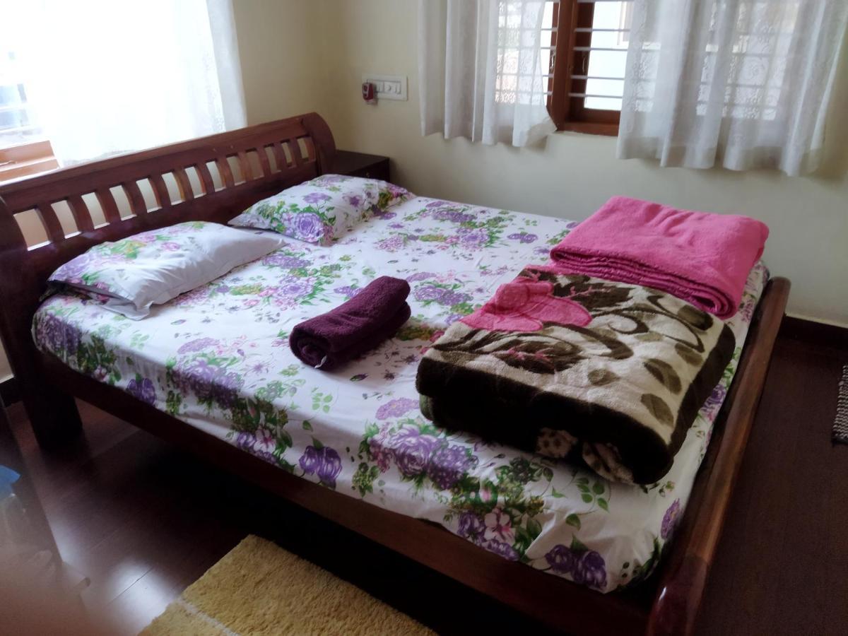 Hidden Gem Home Stay Мадікері Екстер'єр фото